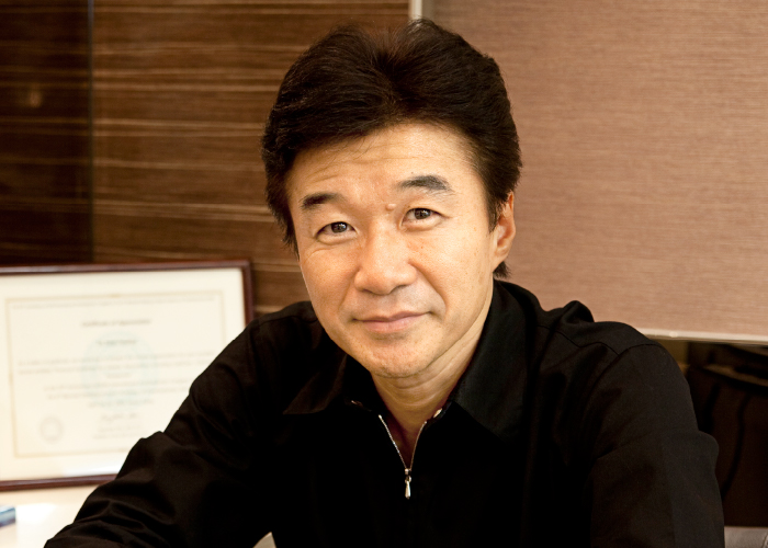 土屋歯科クリニック&worksの院長 土屋 賢司